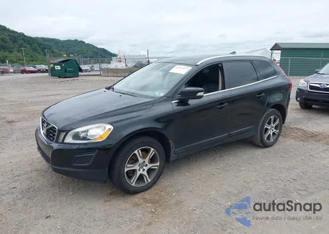 2013 Volvo Xc60 T6 z USA, uszkodzony, nr VIN YV4902DZ2D2405330